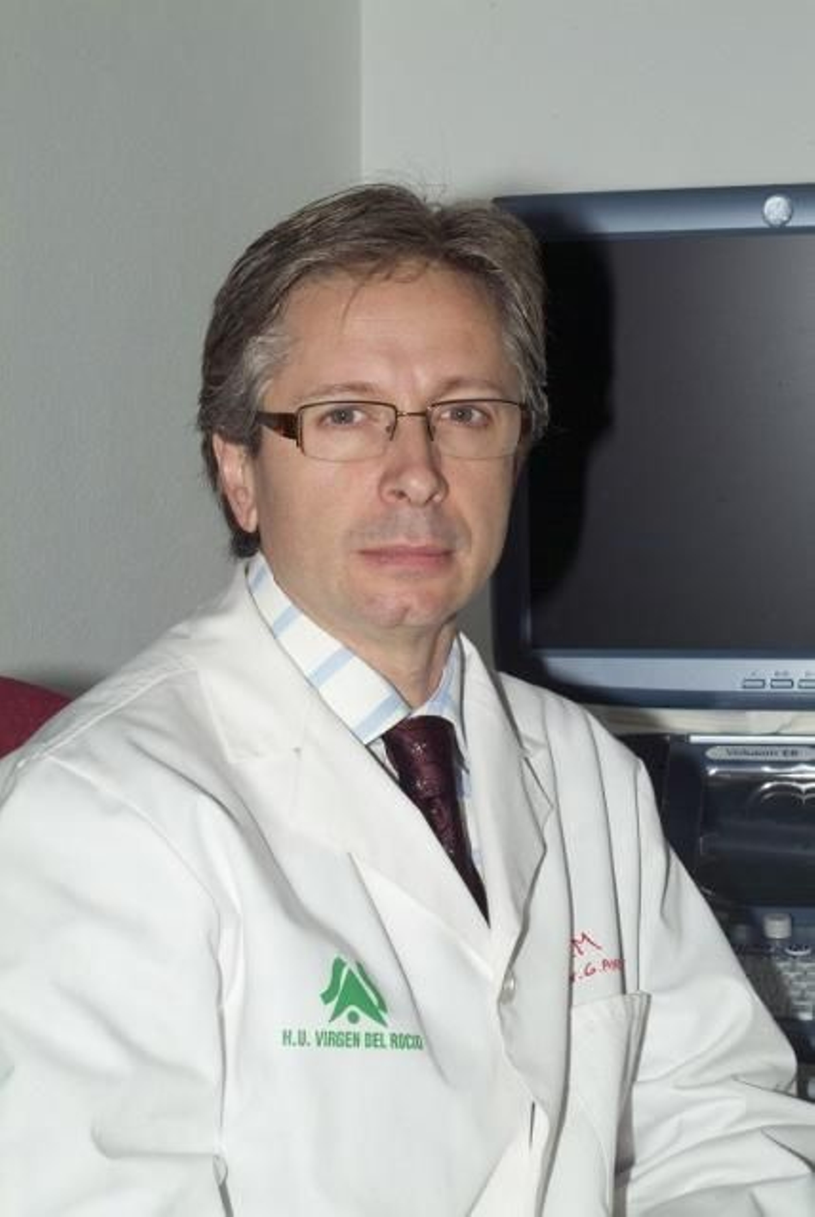 El Hospital Virgen del Rocío lidera una investigación sobre distrofias de retina