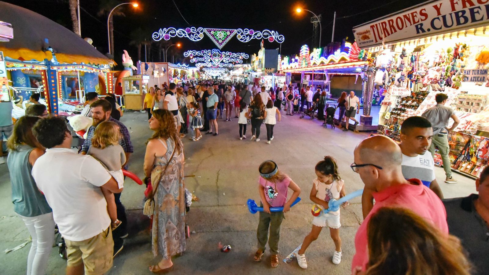 Lunes de Feria de la Línea en imagenes