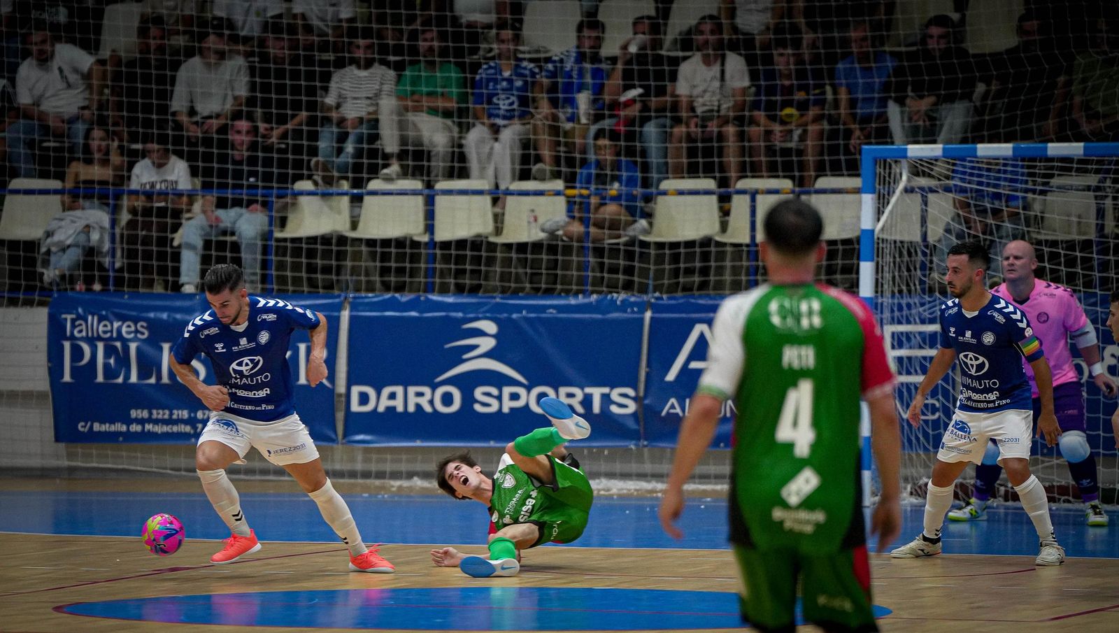 Imágenes del partido de futbolsala entre el Xerez Toyota - Cádiz Virgili