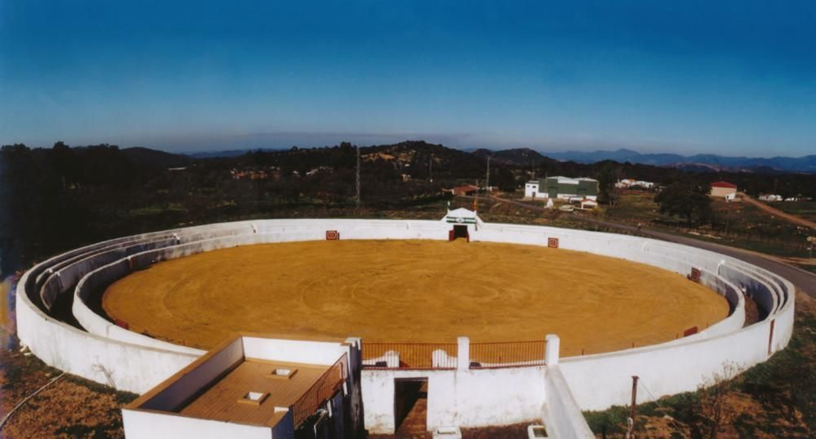 Plaza de toros de Campofrío