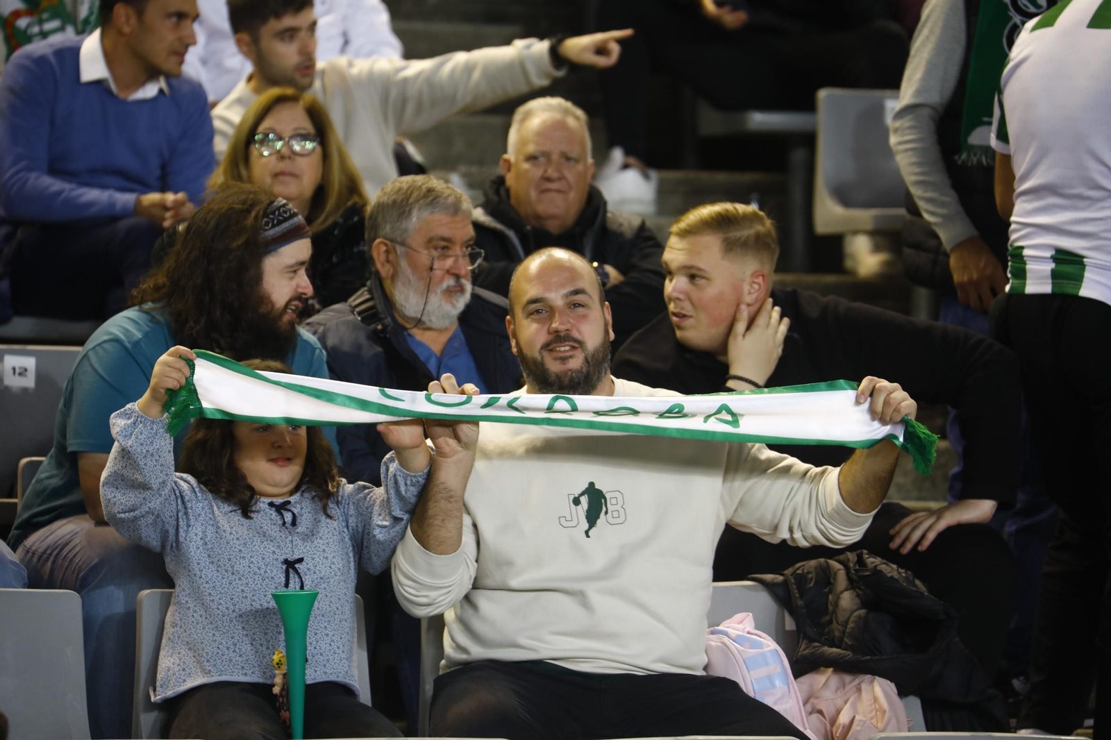 Las mejores fotos del ambiente en el Córdoba CF - Zaragoza en El Arcángel