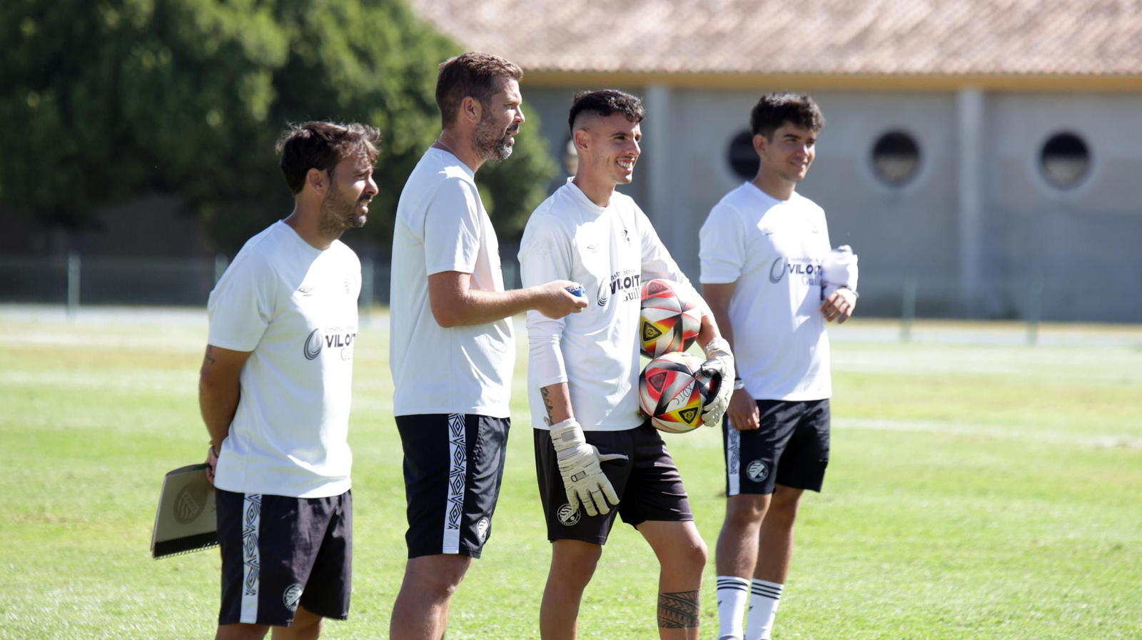 David Sánchez se lleva 23 jugadores a San Vicente del Raspeig David Sánchez se lleva 23 jugadores a San Vicente del Raspeig