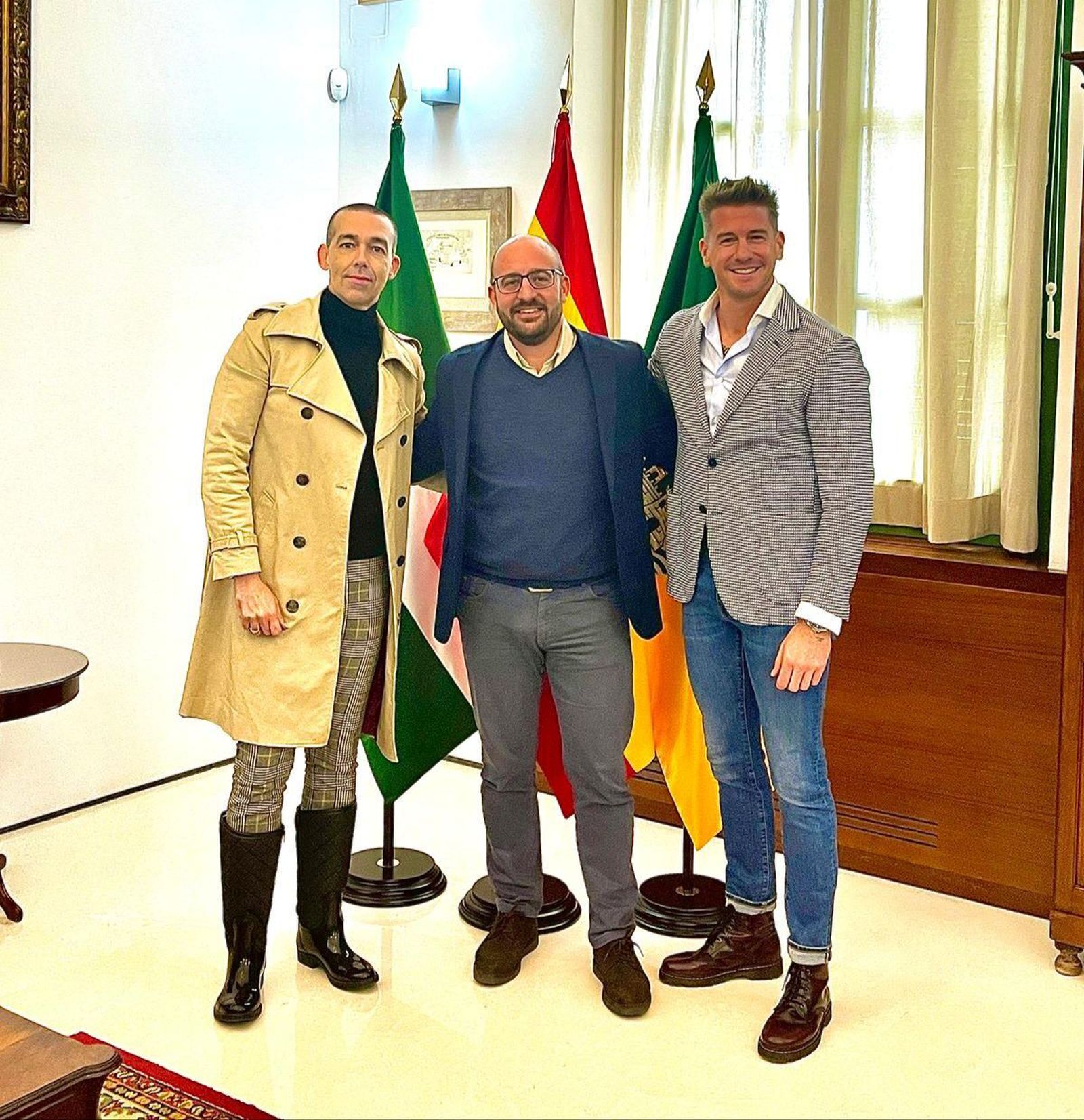 El empresario Javier Luis González González, con Beardo y Calleja.