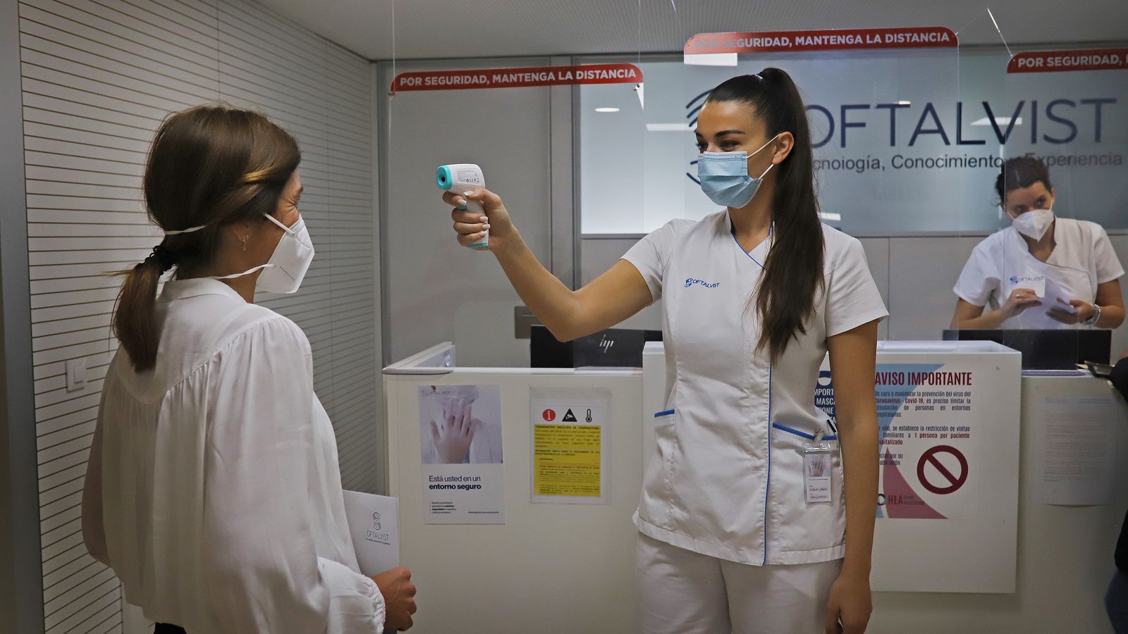 Toma de temperatura en Oftalvist.