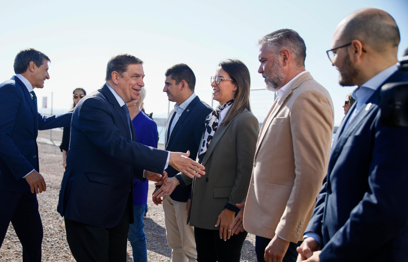 El ministro de Agricultura, Pesca y Alimentación, Luis Planas visita una de las balsas de la CUNC, en imágenes