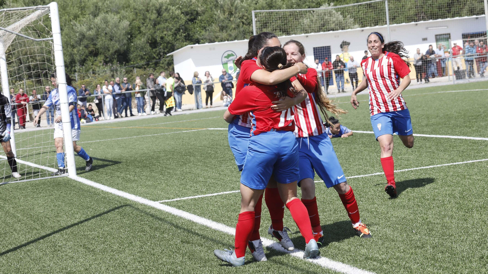 Las fotos del título de campeonas de Segunda Andaluza femenina del Algeciras CF