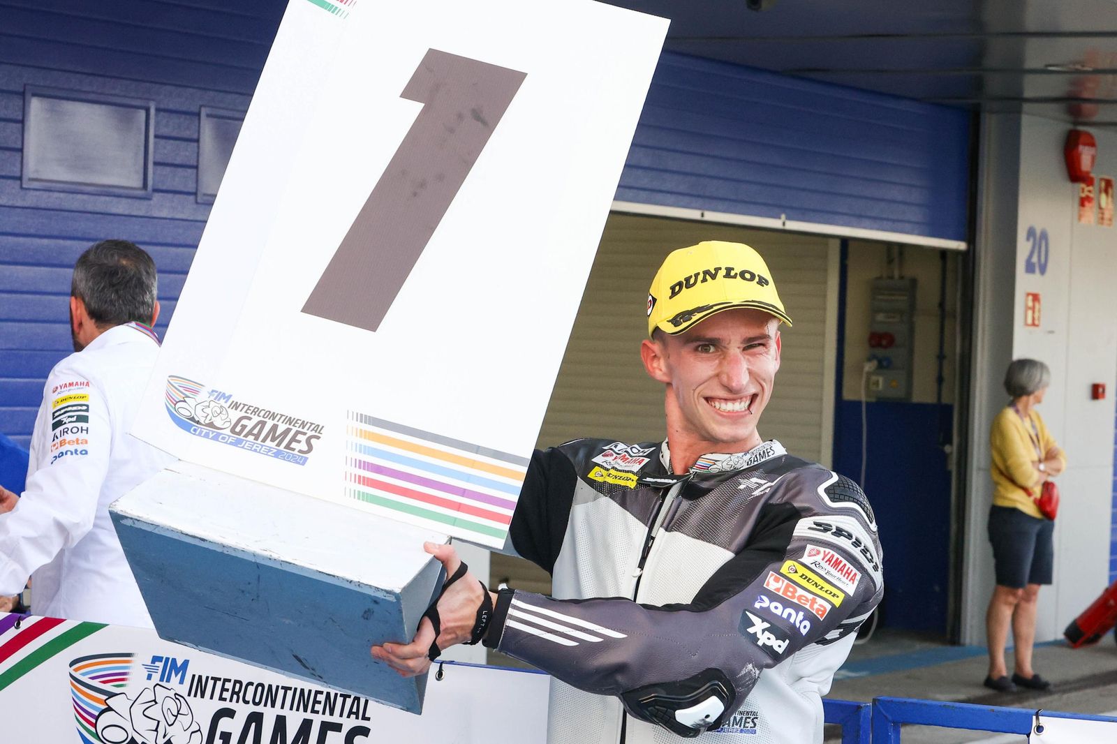 Dino Iozzo, contento por la pole en Supersport.