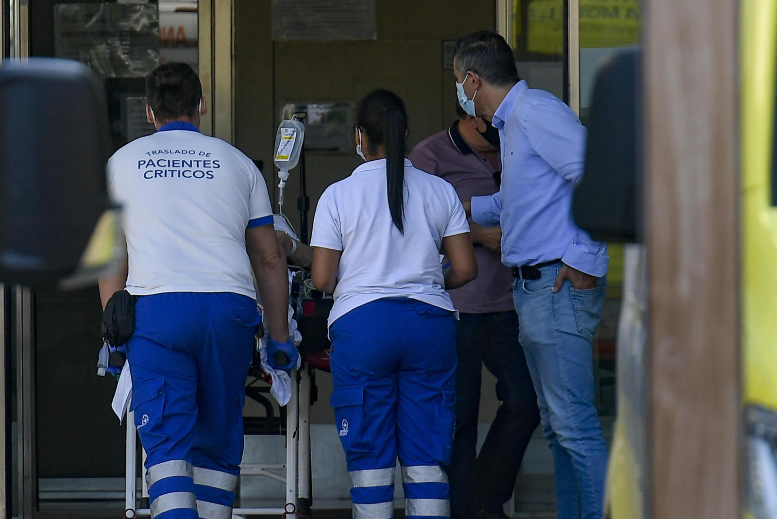Acceso a Urgencias del hospital de Granada.