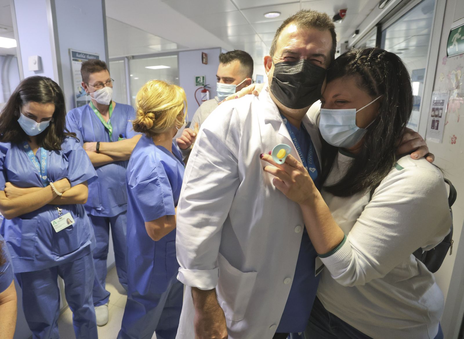 Las fotos de Pablo, el niño de Burgos que salvó su vida gracias a profesionales del Materno de Málaga