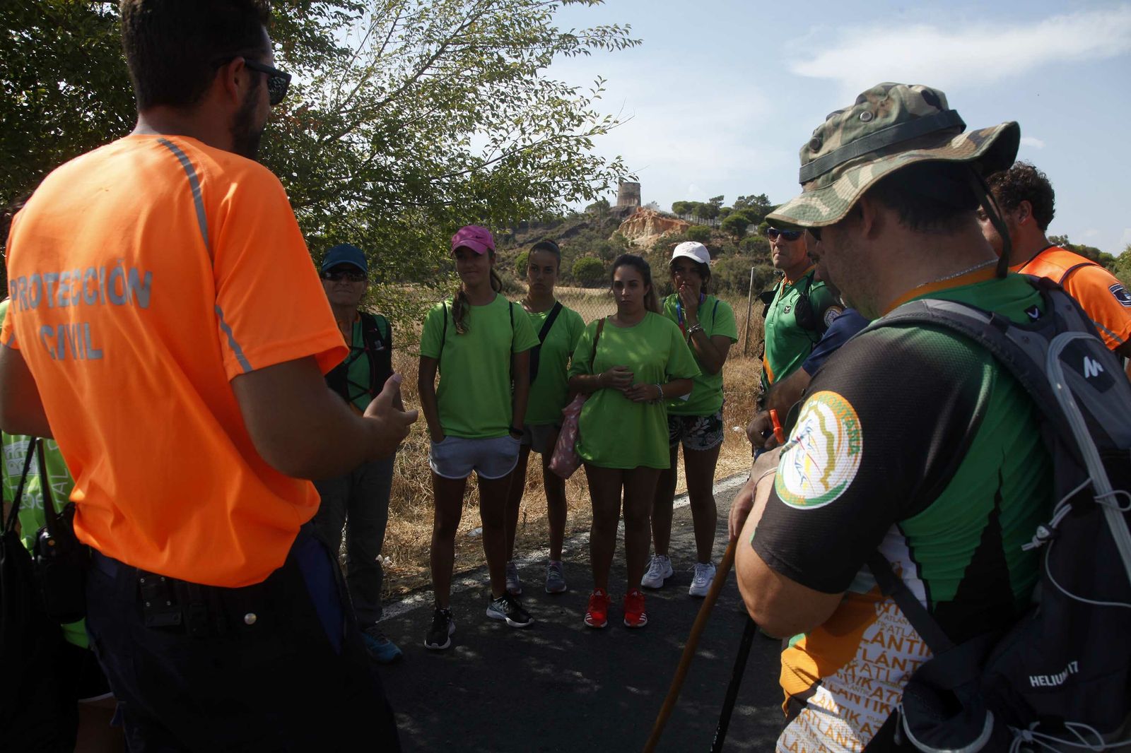 Imágenes de la búsqueda de un hombre de 70 años desaparecido en La Antilla
