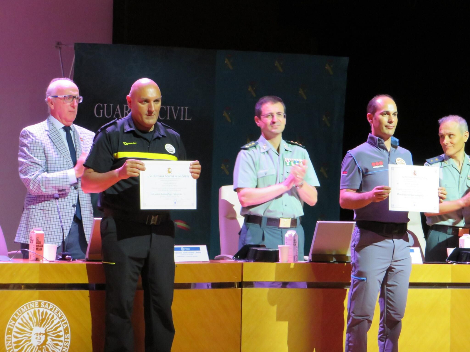 Policía y Guardia Civil premian a la seguridad privada en la UAL.