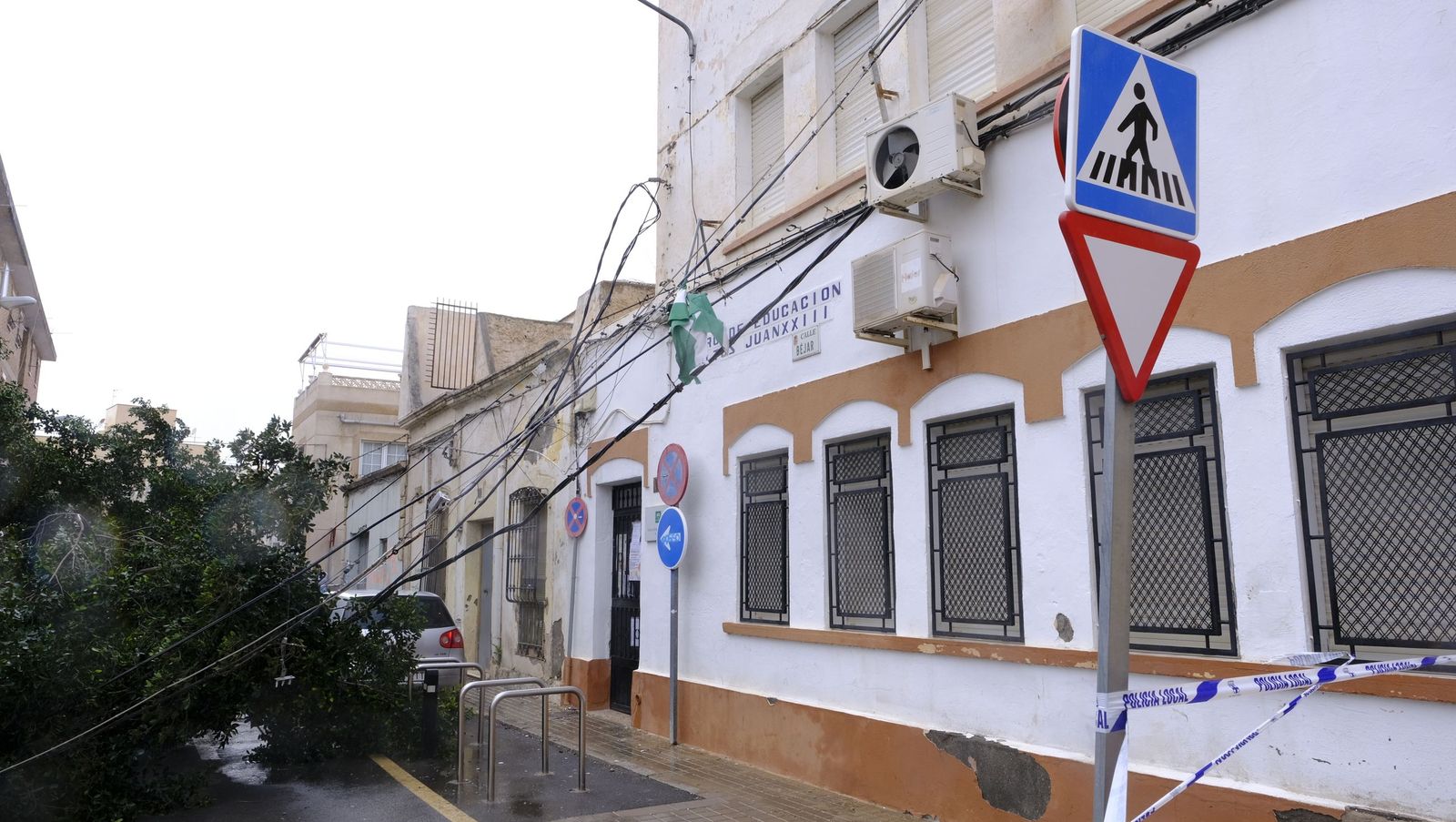 La Borrasca Leonardo se ensaña con Almería, en imágenes