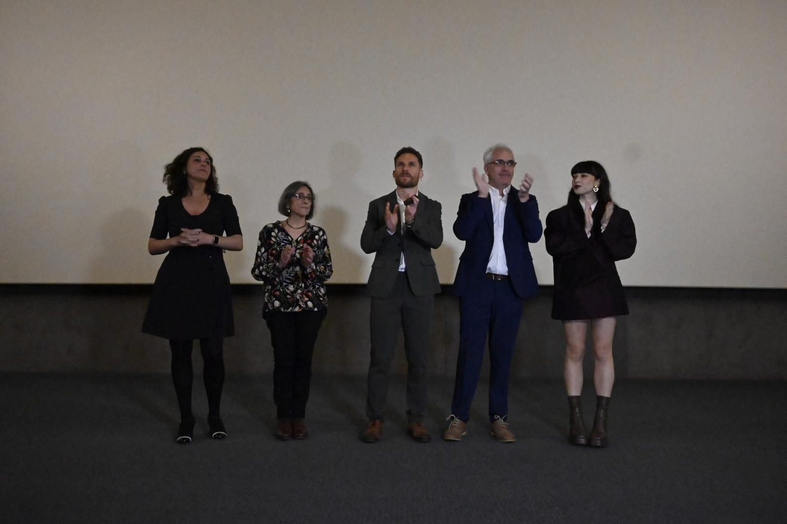 Estreno del cortometraje 'Carroña' del cineasta onubense Elías Pérez , en imágenes