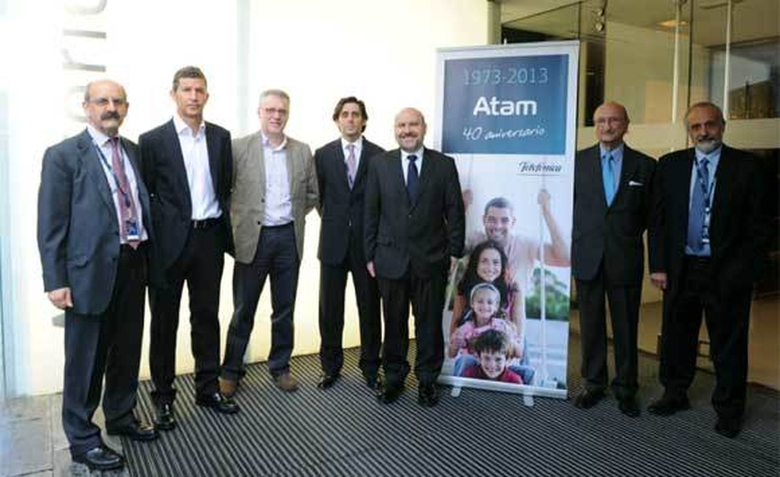 40 años favoreciendo la integración