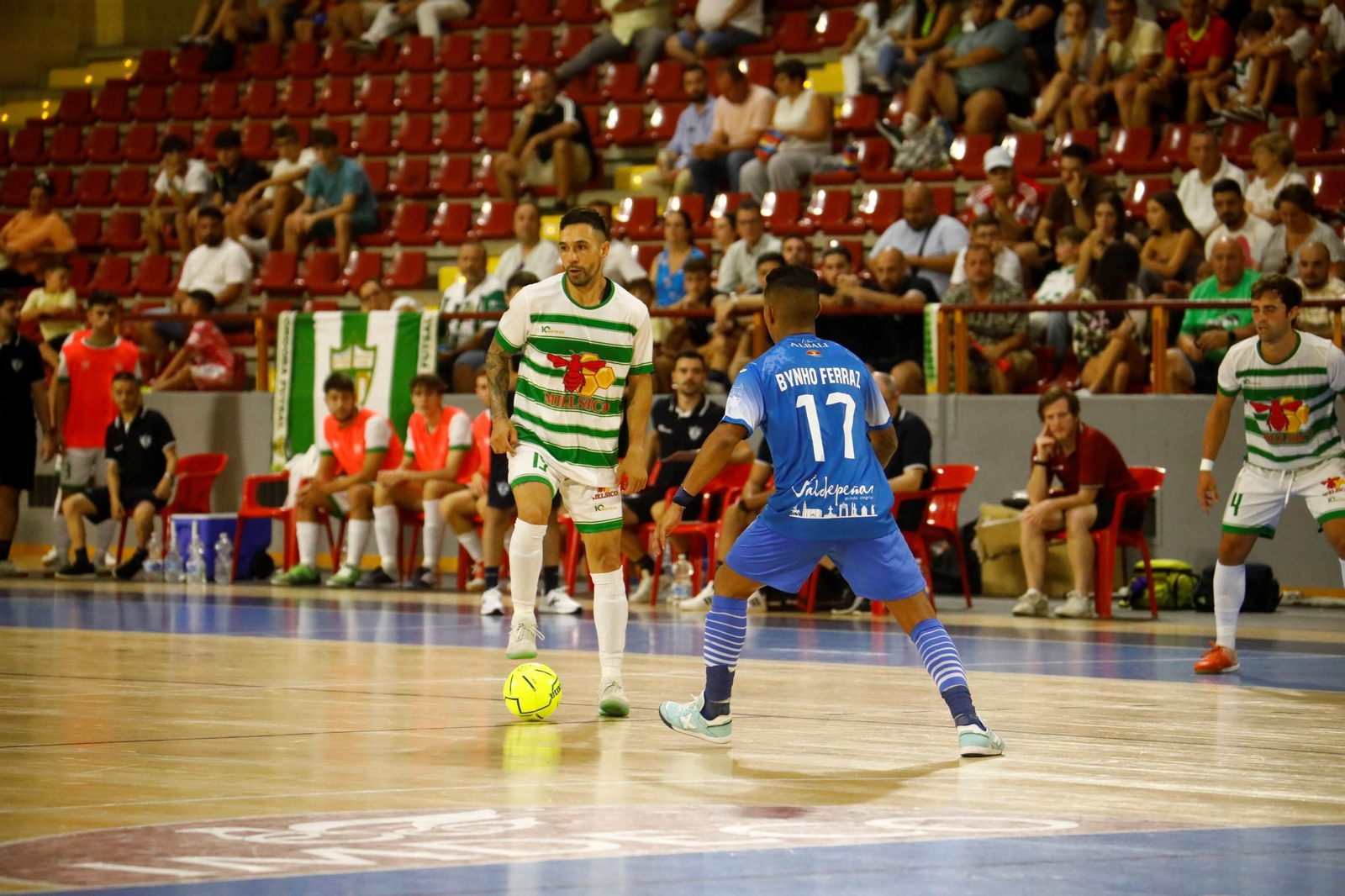 El Córdoba Futsal sigue invicto en pretemporada tras empatar ante el Viña Albali Valdepeñas