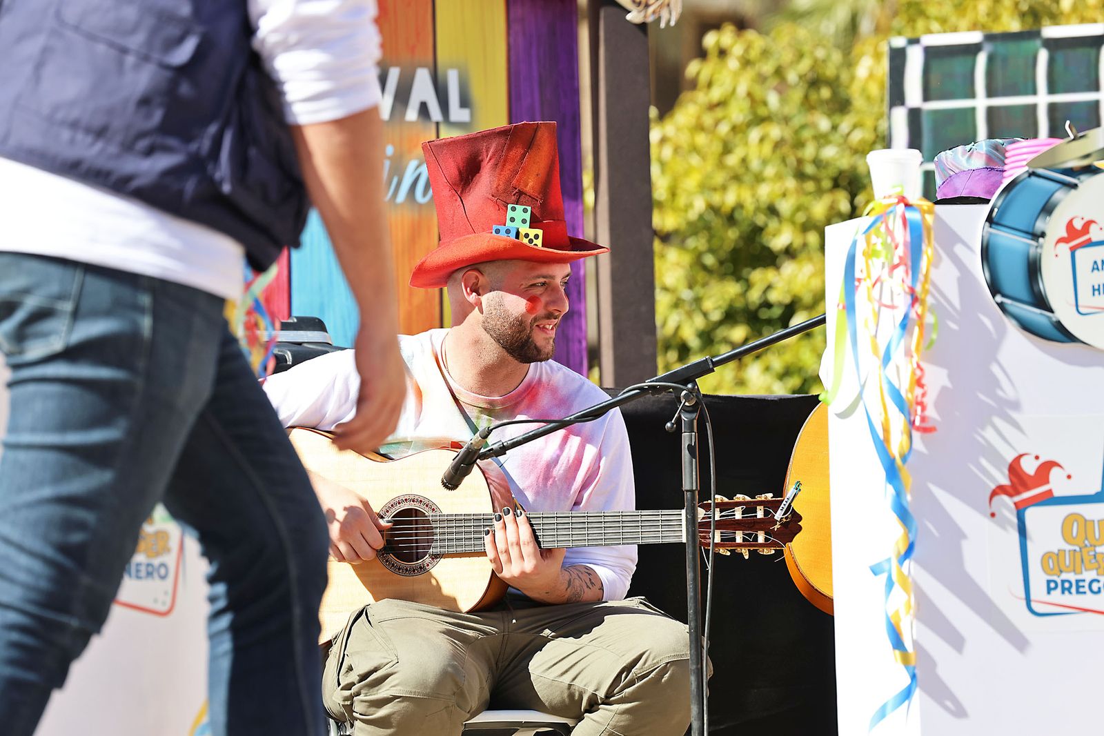 Imágenes del pregón del Caranaval Colombino 2025