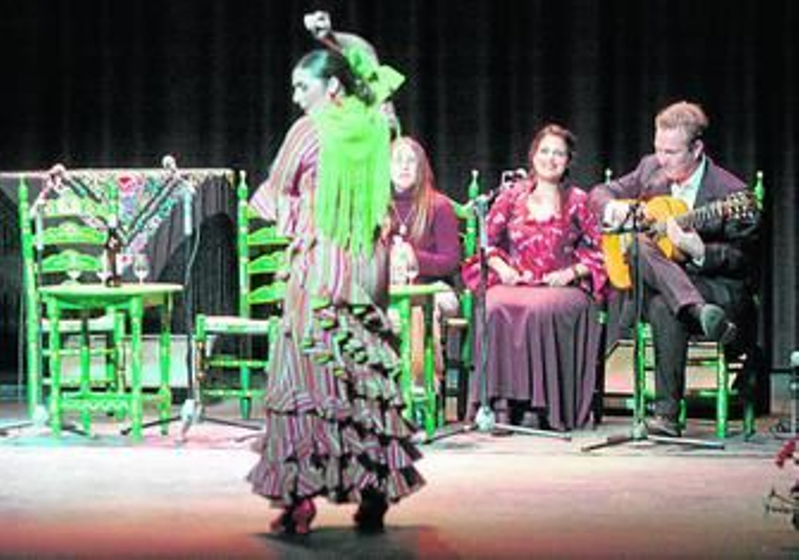 Una actuación de la gala de celebración del 25 aniversario de la Peña Flamenca El Higueral en el Gran Teatro.