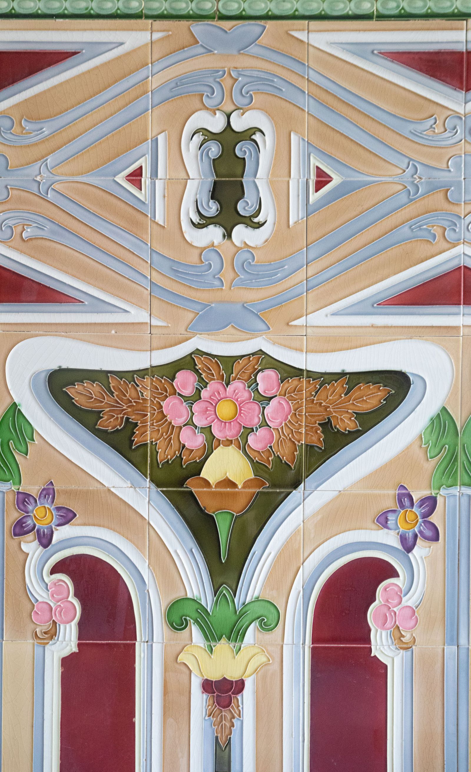 Imágenes del exterior e interior de la Casa de los Cuadri, que levantará a finales de los años 20 del siglo pasado, el emprendedor Juan Vides Álamo.