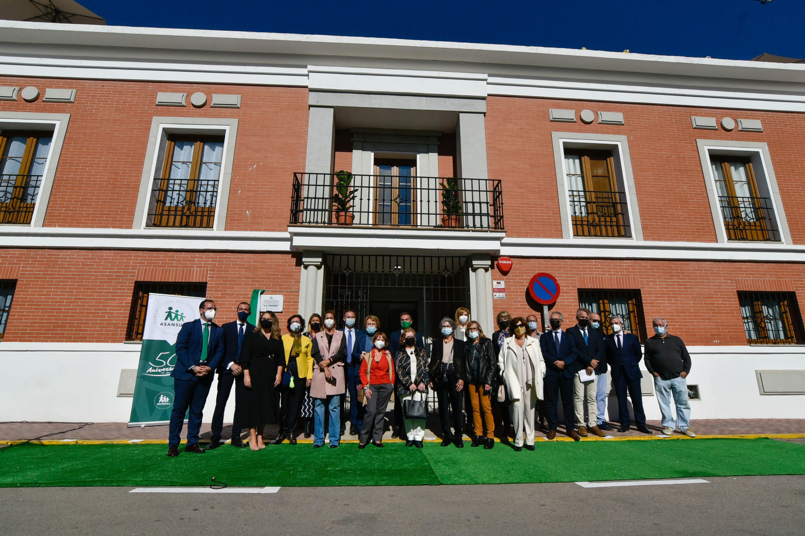 La inauguración de la nueva residencia de Asansull en La Línea.