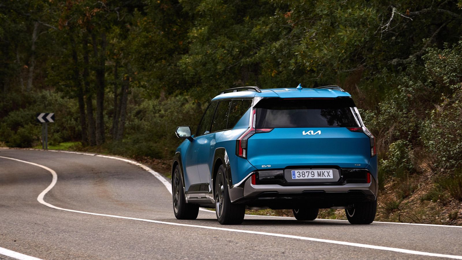 Kia ha buscado hacer a este SUV no sólo muy silencioso, sino también considerablemente confortable por el trabajo de su suspensión.