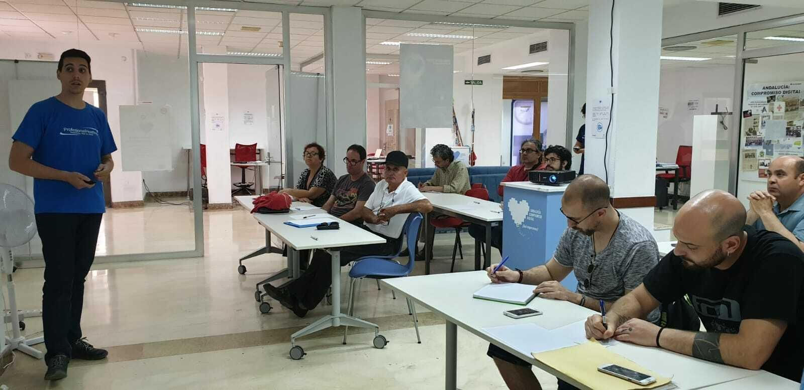 Celebran el Día de Internet con actividades de Andalucía Compromiso Digital y Guadalinfo.