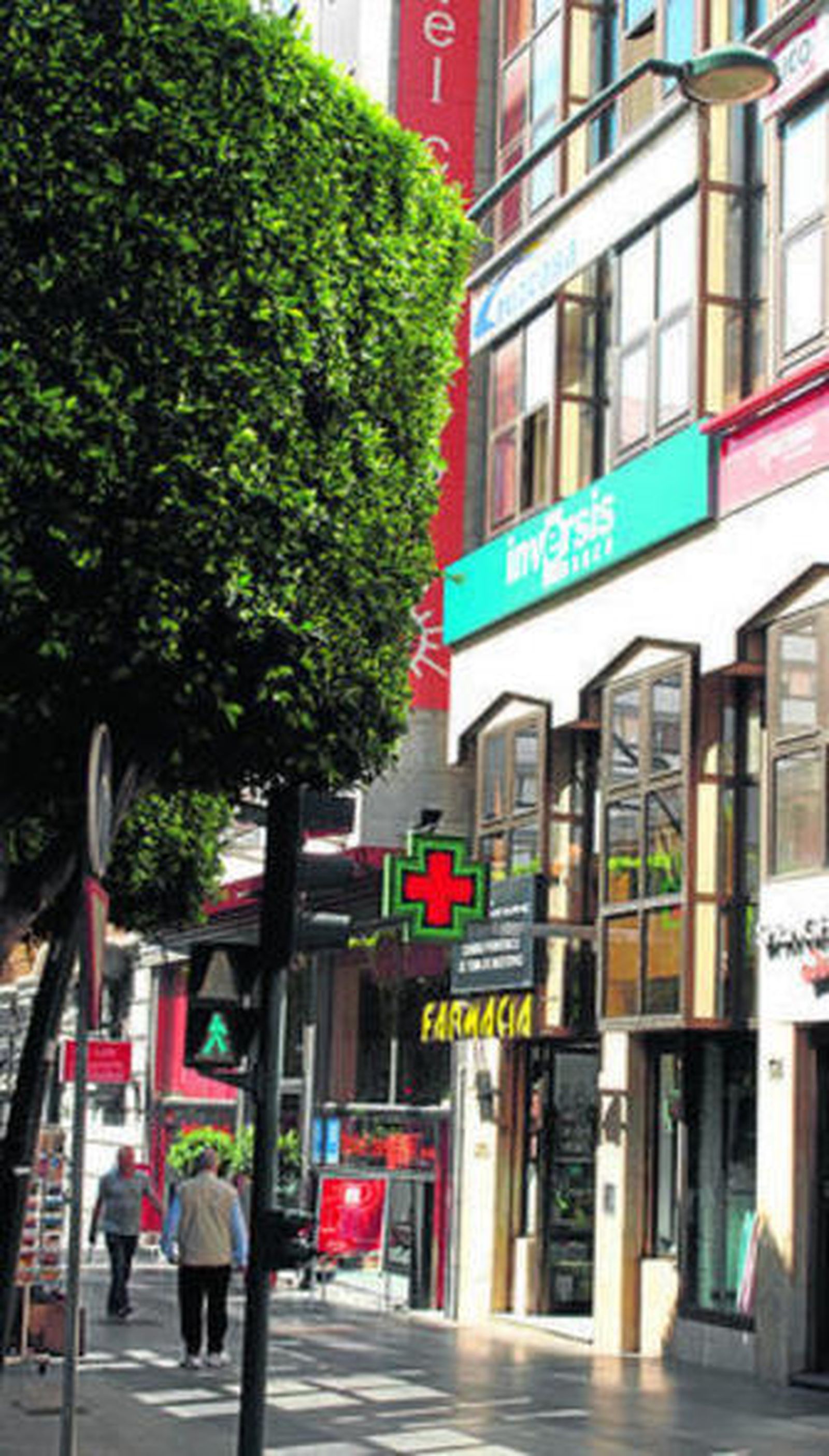 Inversis inaugura hoy su oficina en Almería, en la Calle General Tamayo, 17.