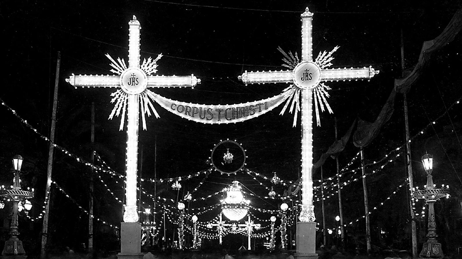 Decoraciones nocturnas para la Velada del Corpus Decoraciones nocturnas para la Velada del Corpus