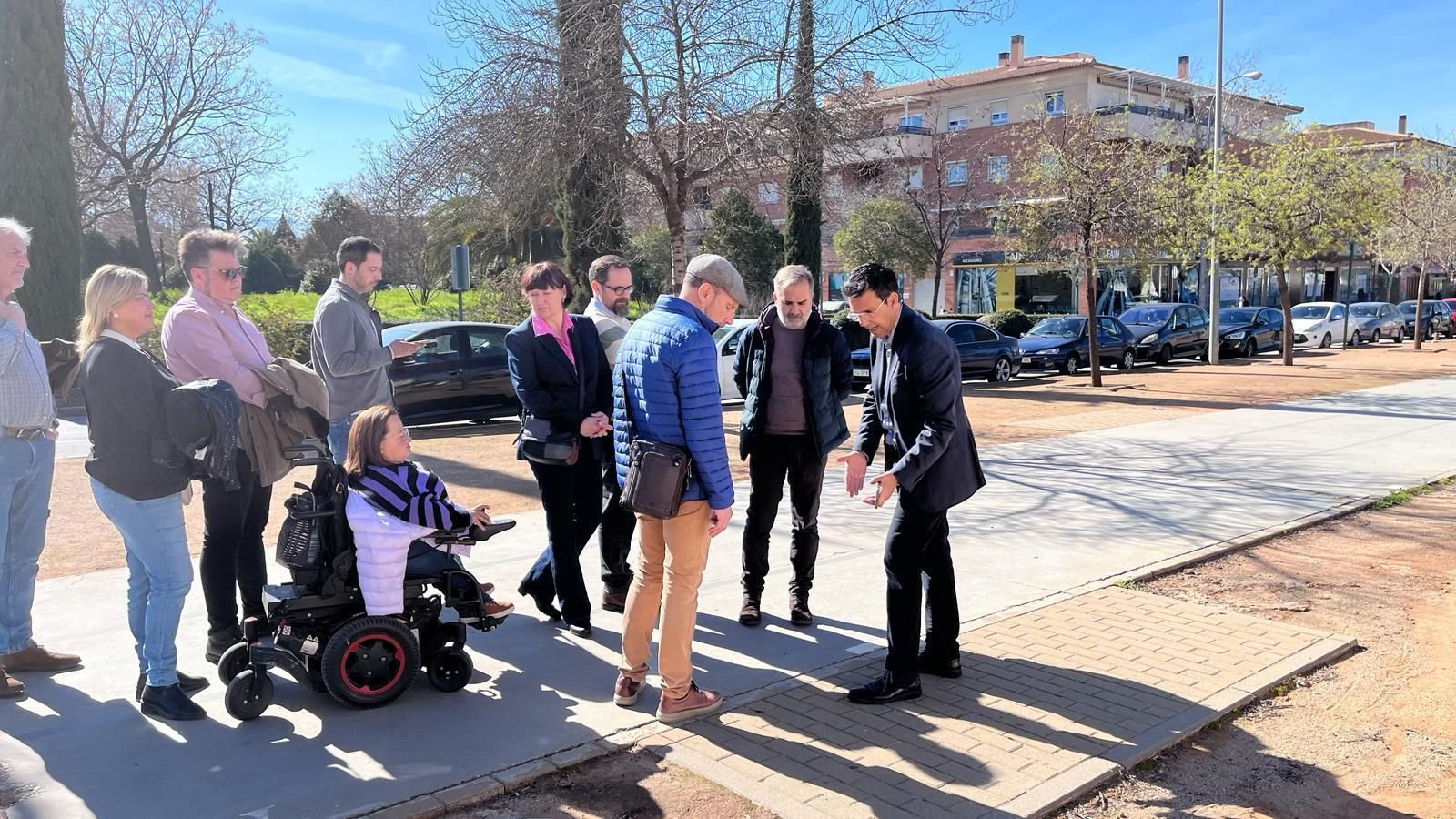El grupo municipal del PSOE ha visitado esta mañana la zona con vecinos.