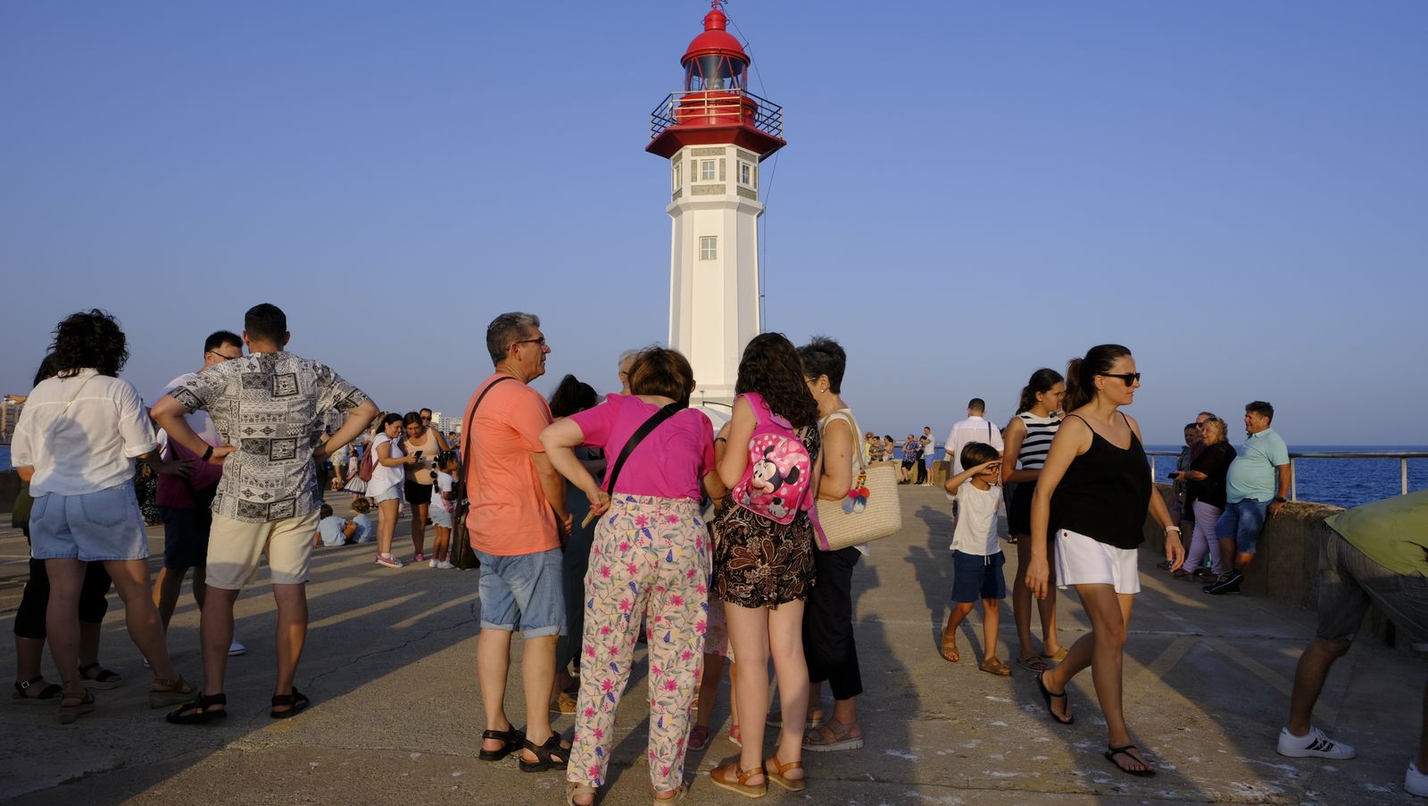 Atardecer en el Faro, organizado por la Autoridad Portuaria de Almería