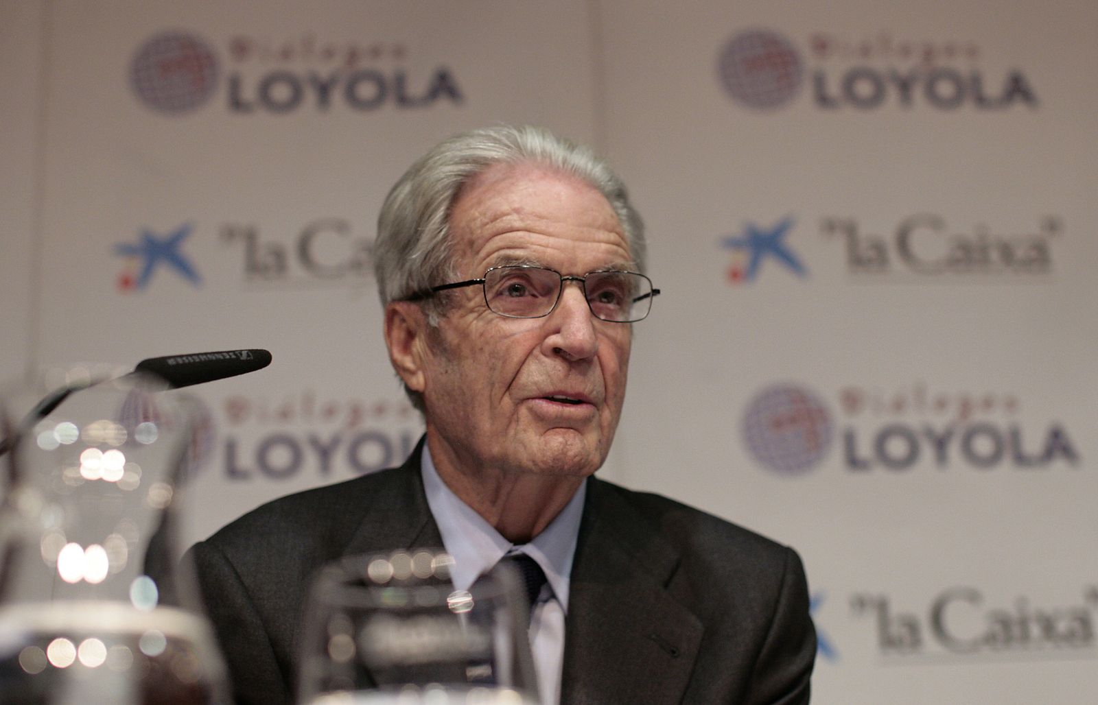 Antonio Garriges Walker.