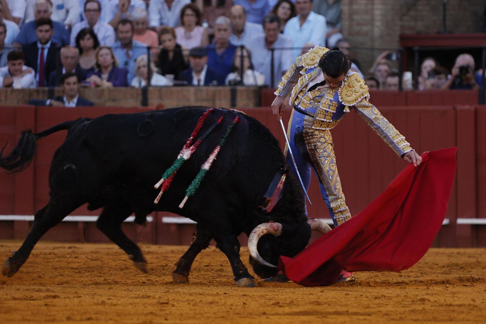 Las imágenes del primer festejo de San Miguel