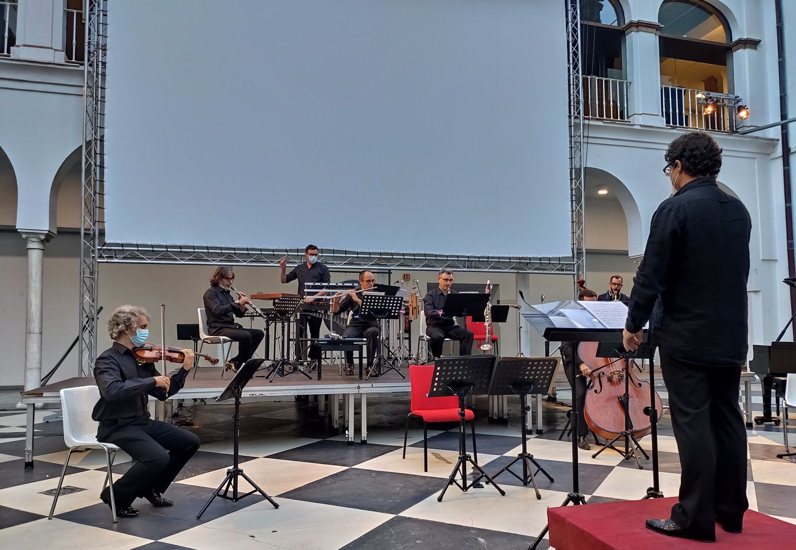 Zahir Ensemble en el Patio Cicus.