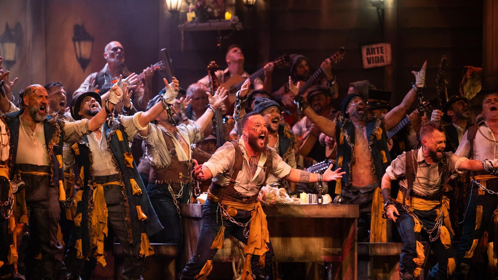 Búscate entre las mejores imágenes de la decimonovena sesión de preliminares del COAC 2025