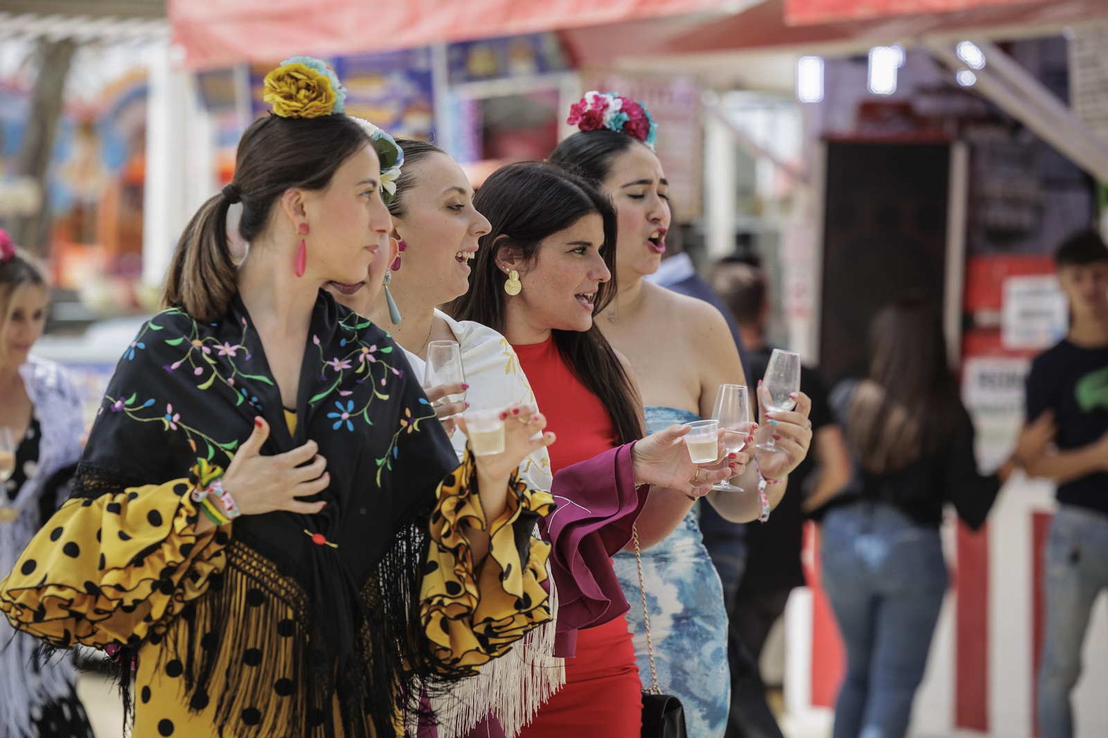 Búscate en las imágenes del lunes de Feria en El Puerto de Santa María.
