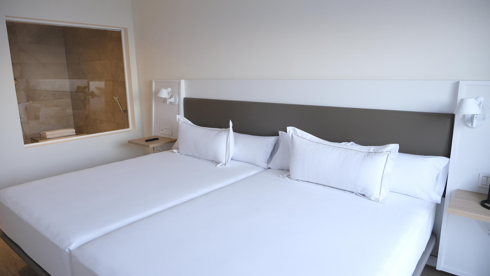 Imágenes de la inauguración del Senator Mojácar Playa Aquapark Hotel