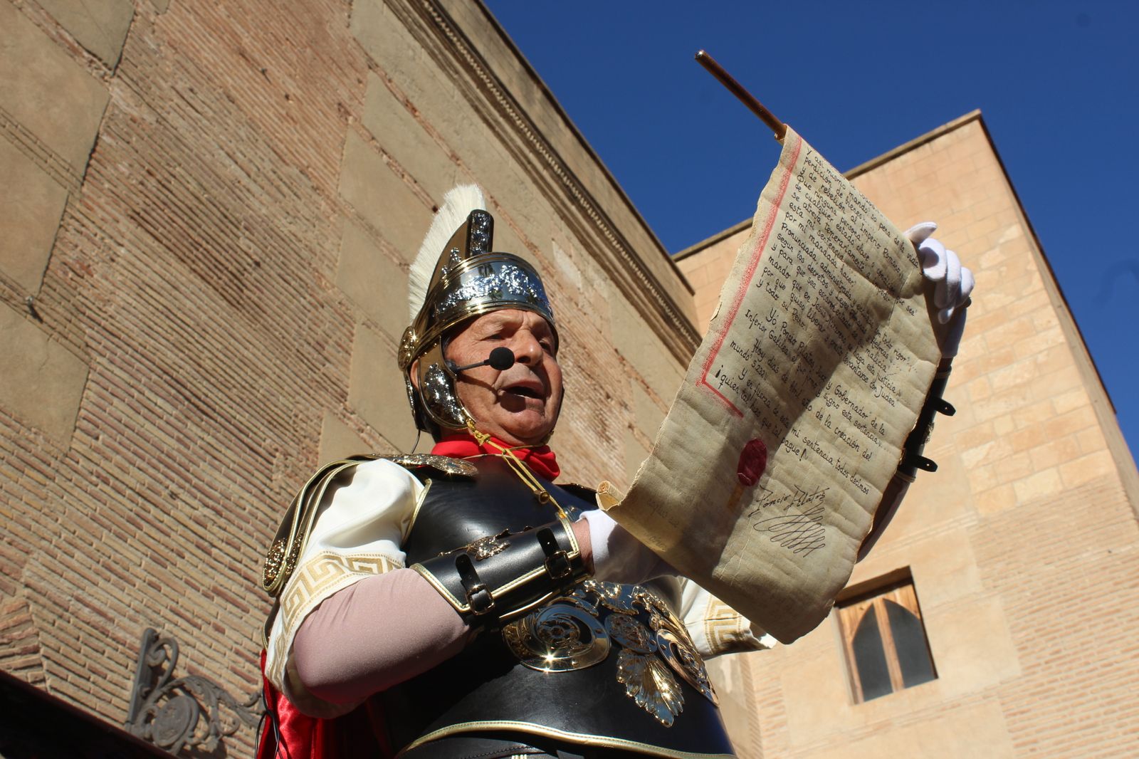 Las imágenes de la Subida de Jesús y el Pregón del Judío en Vera