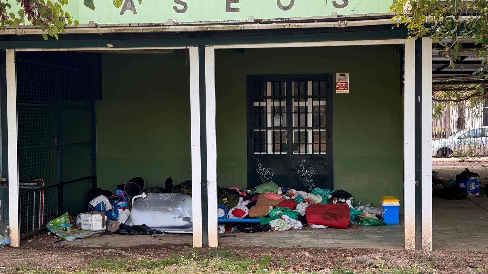 Aseos del parque del Barrero, en una imagen difundida por el PP de San Fernando