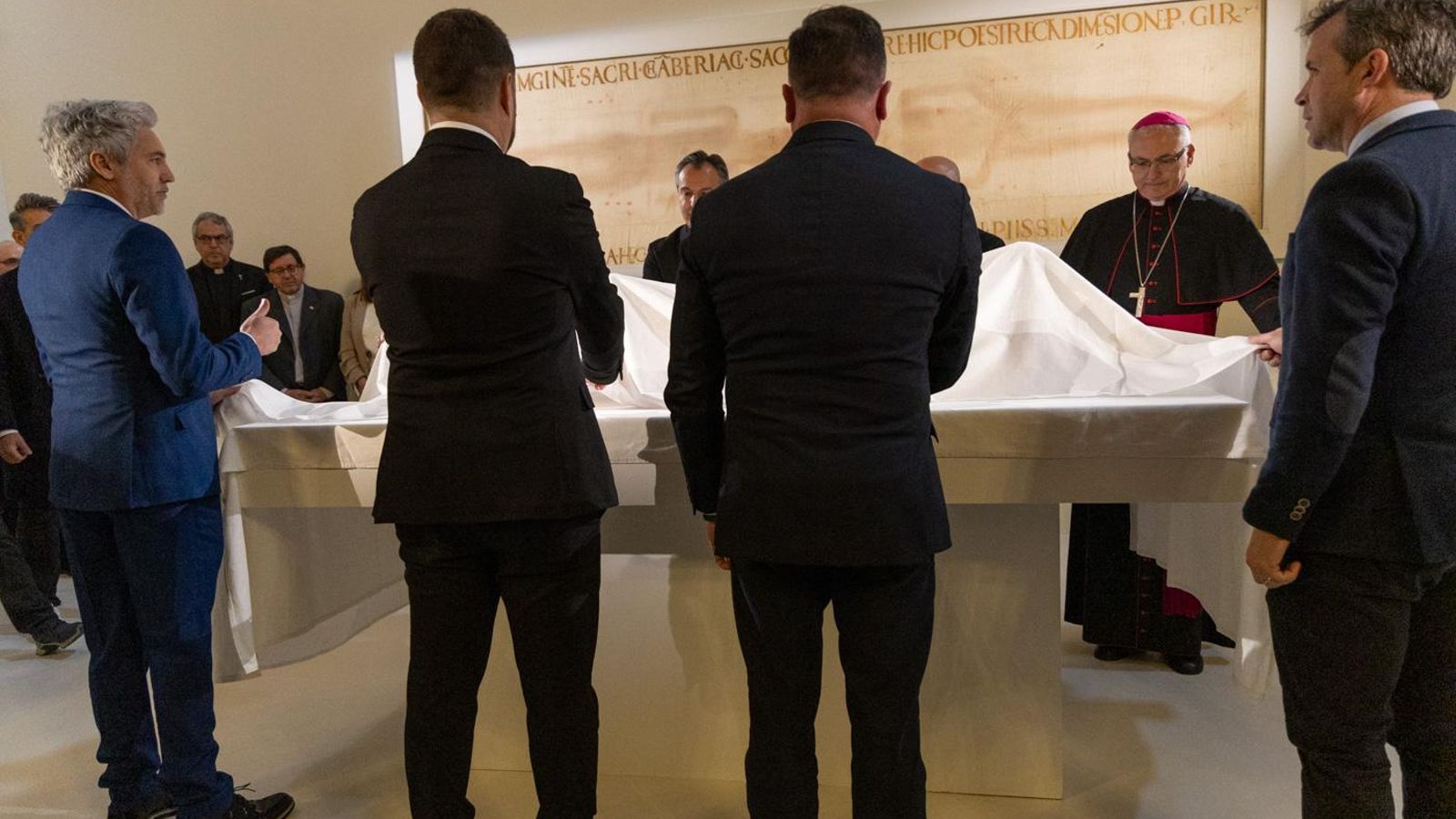 Inauguración de la exposición 'The Mistery Man'