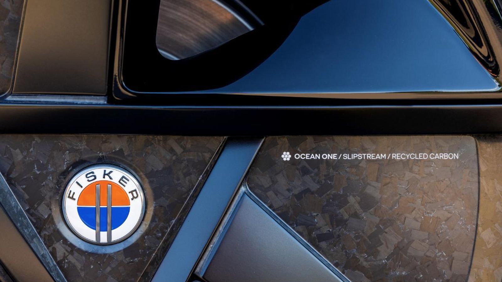 La serie limitada One será la primera que se producirá. Será la única con llantas específicas de 22".