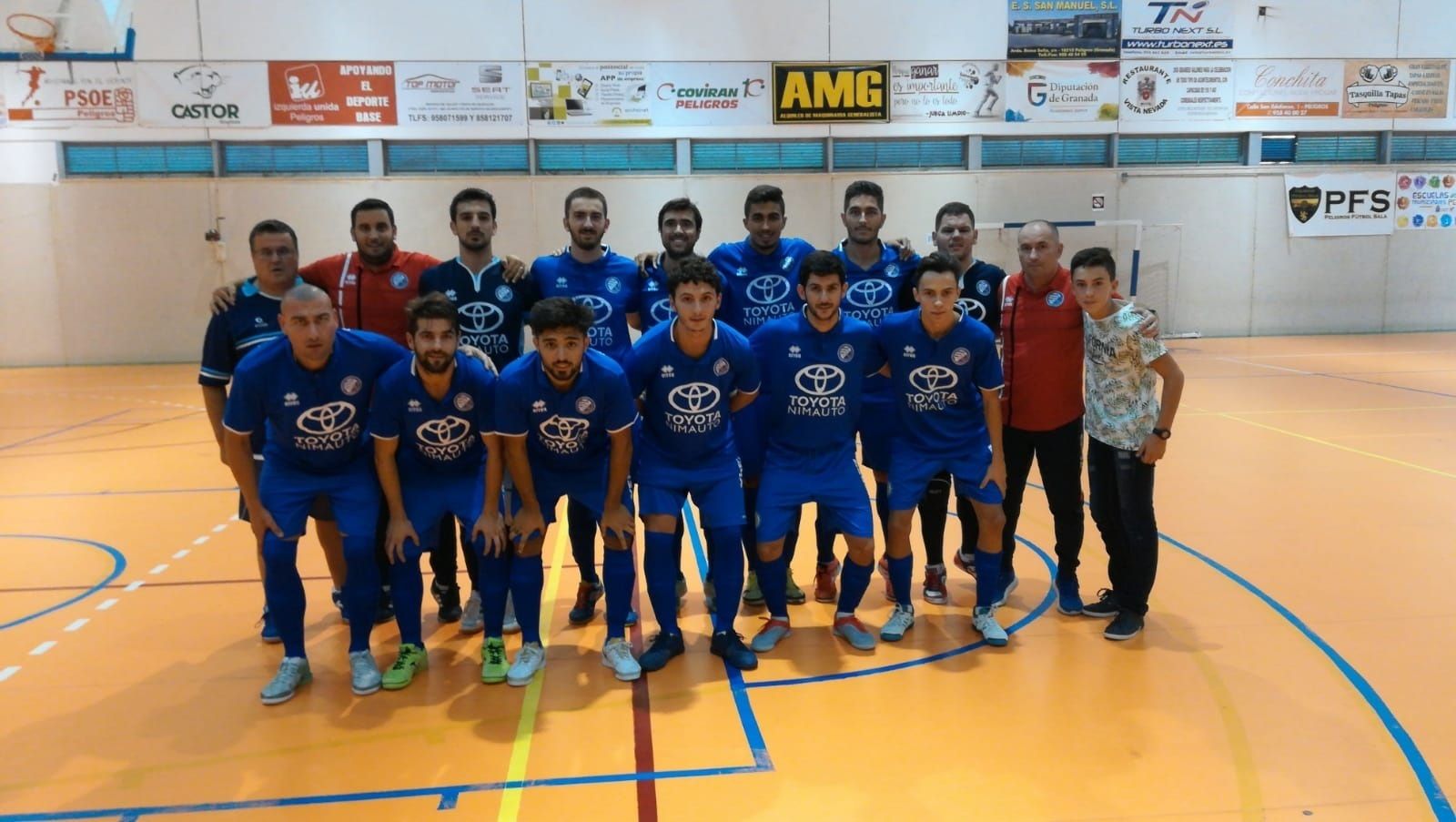 Formación inicial del Xerez Toyota Nimauto en Peligros.