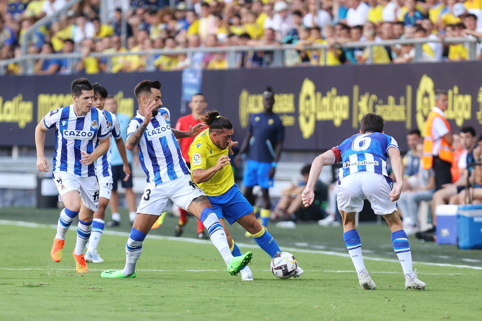 Búscate entre las imágenes del Cádiz - Real Sociedad