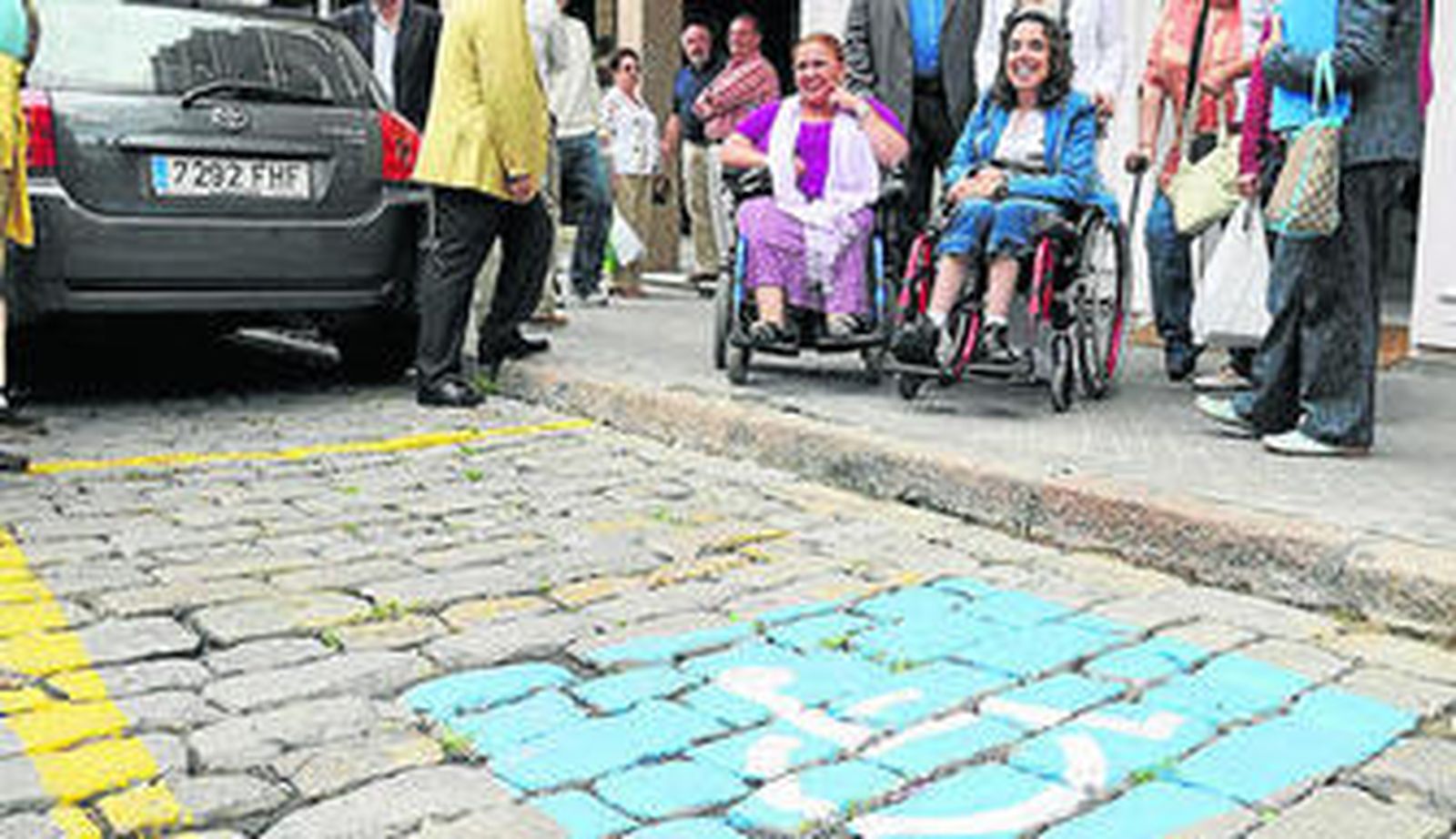 Aparcamiento reservado para discapacitados.