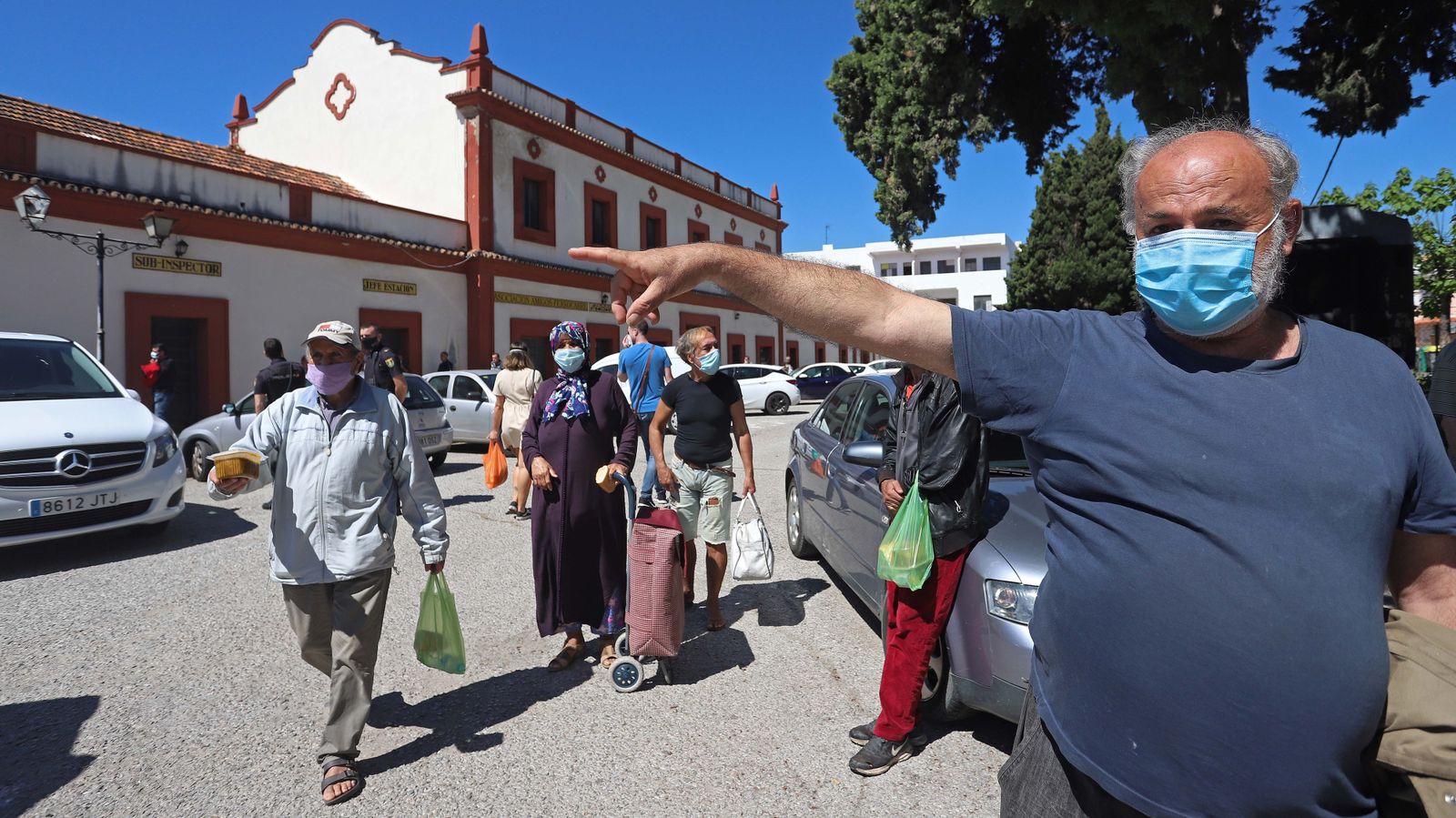 Los fogones que preparan los menús del Comedor del Carmen de Algeciras