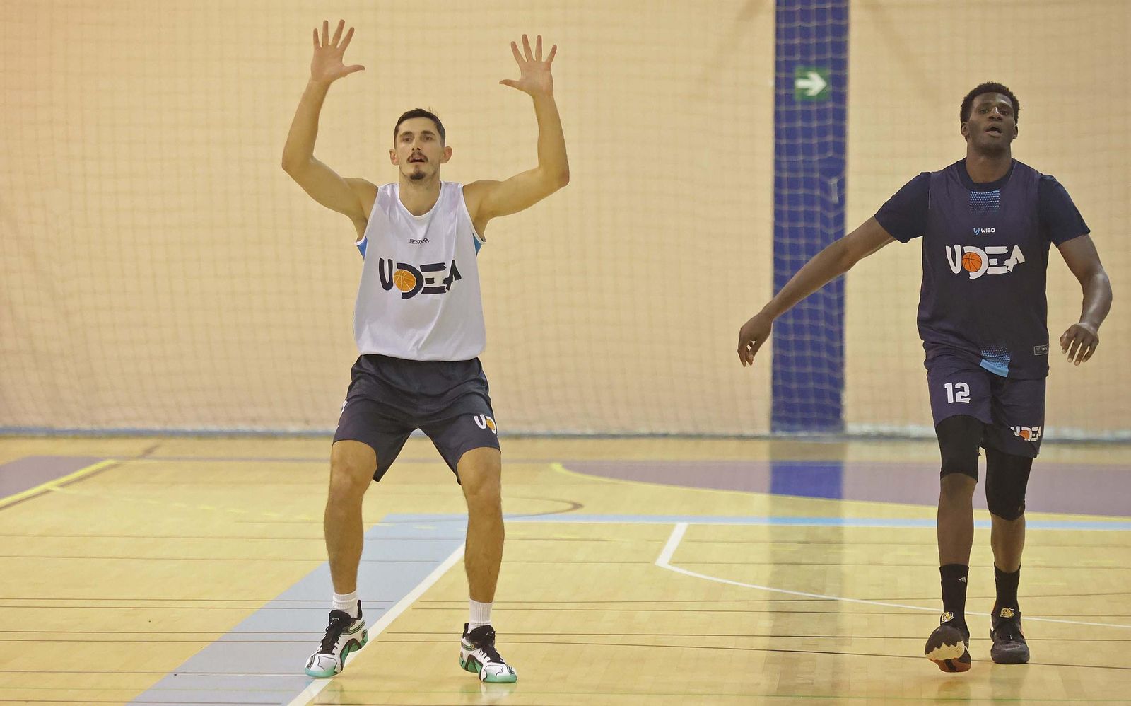 Las fotos del primer entrenamiento de Javi Malla en su regreso al banquillo de Udea