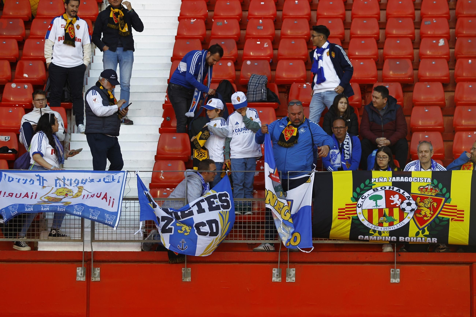 Búscate en las fotos del Almería-Real Zaragoza