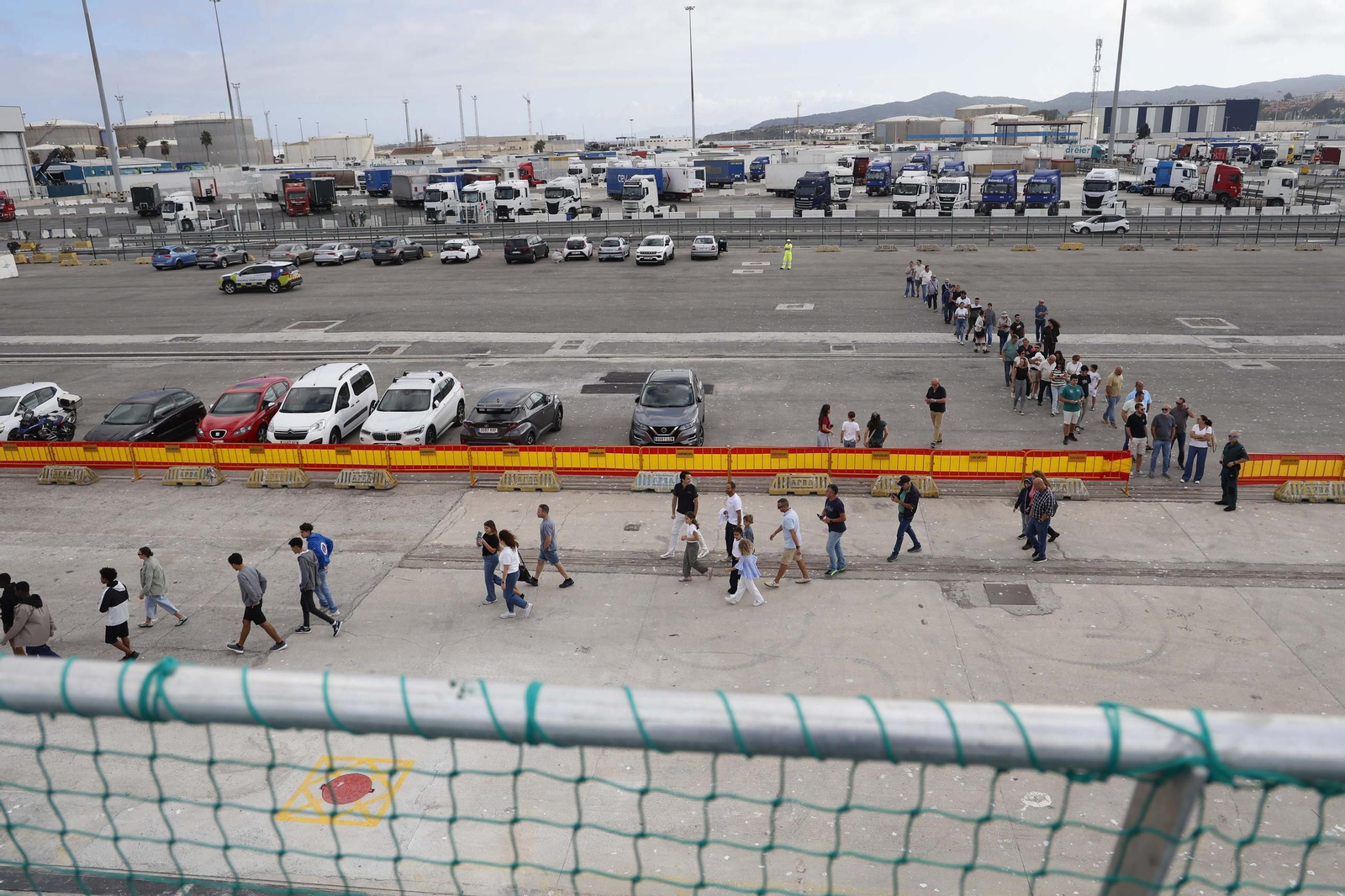 Fotos del nuevo patrullero de la Guardia Civil " Duque de Ahumada " en el Puerto de Algeciras