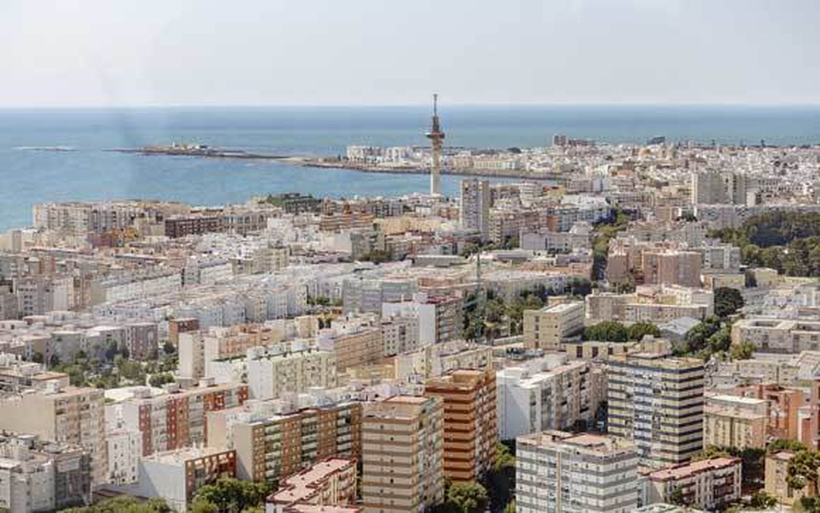 El equipo de Gobierno propone una subida del 2,4% en el recibo del IBI