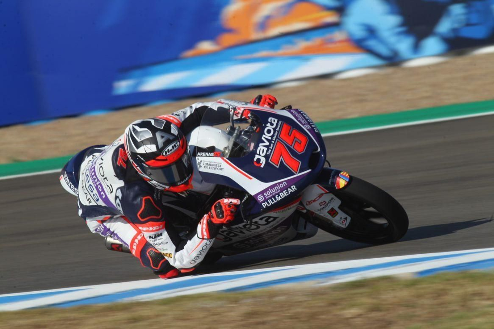 Albert Arenas defiende su liderato.