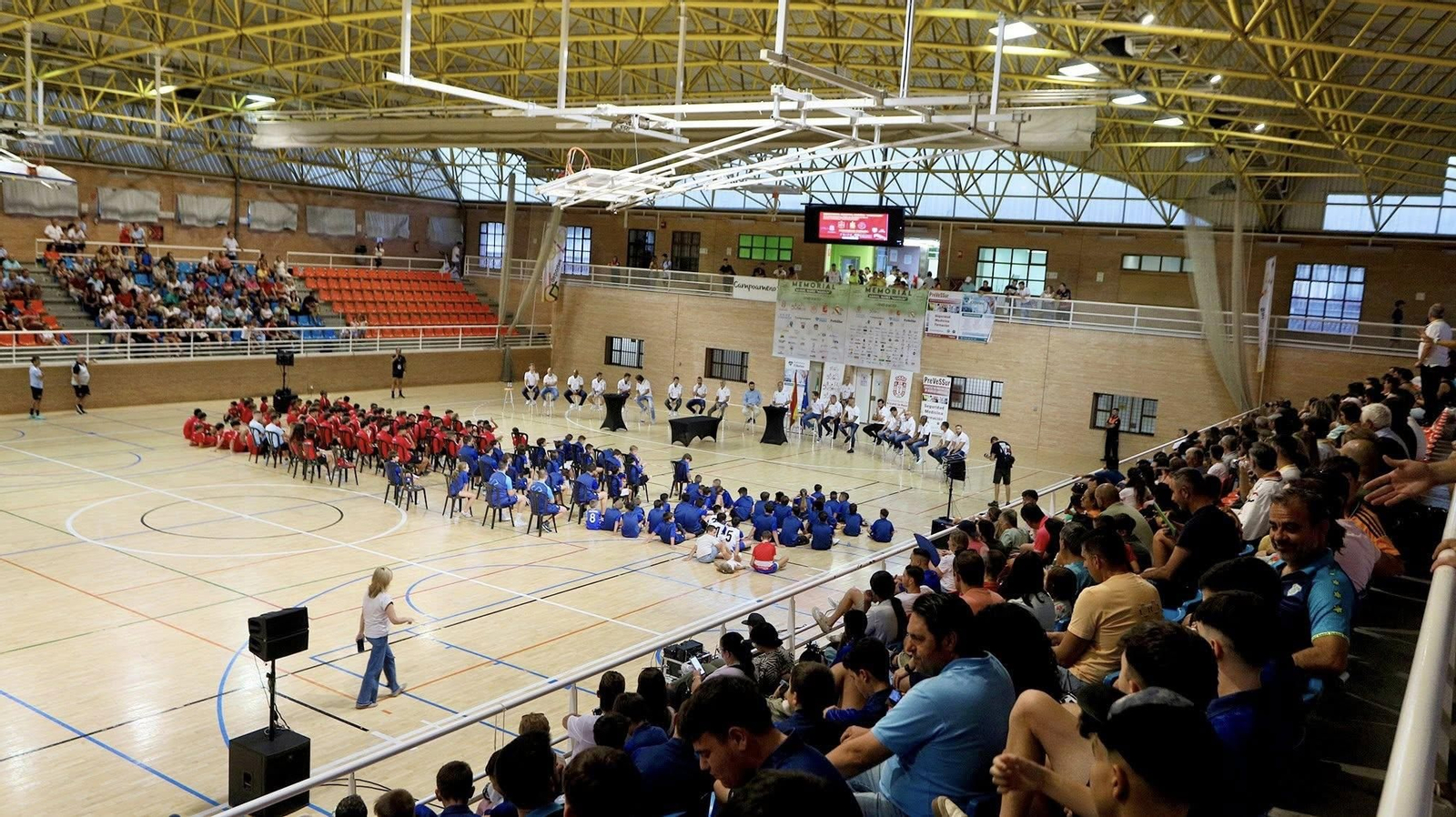 Alcalá la Real rinde homenaje a la memoria de Manolín, en imágenes