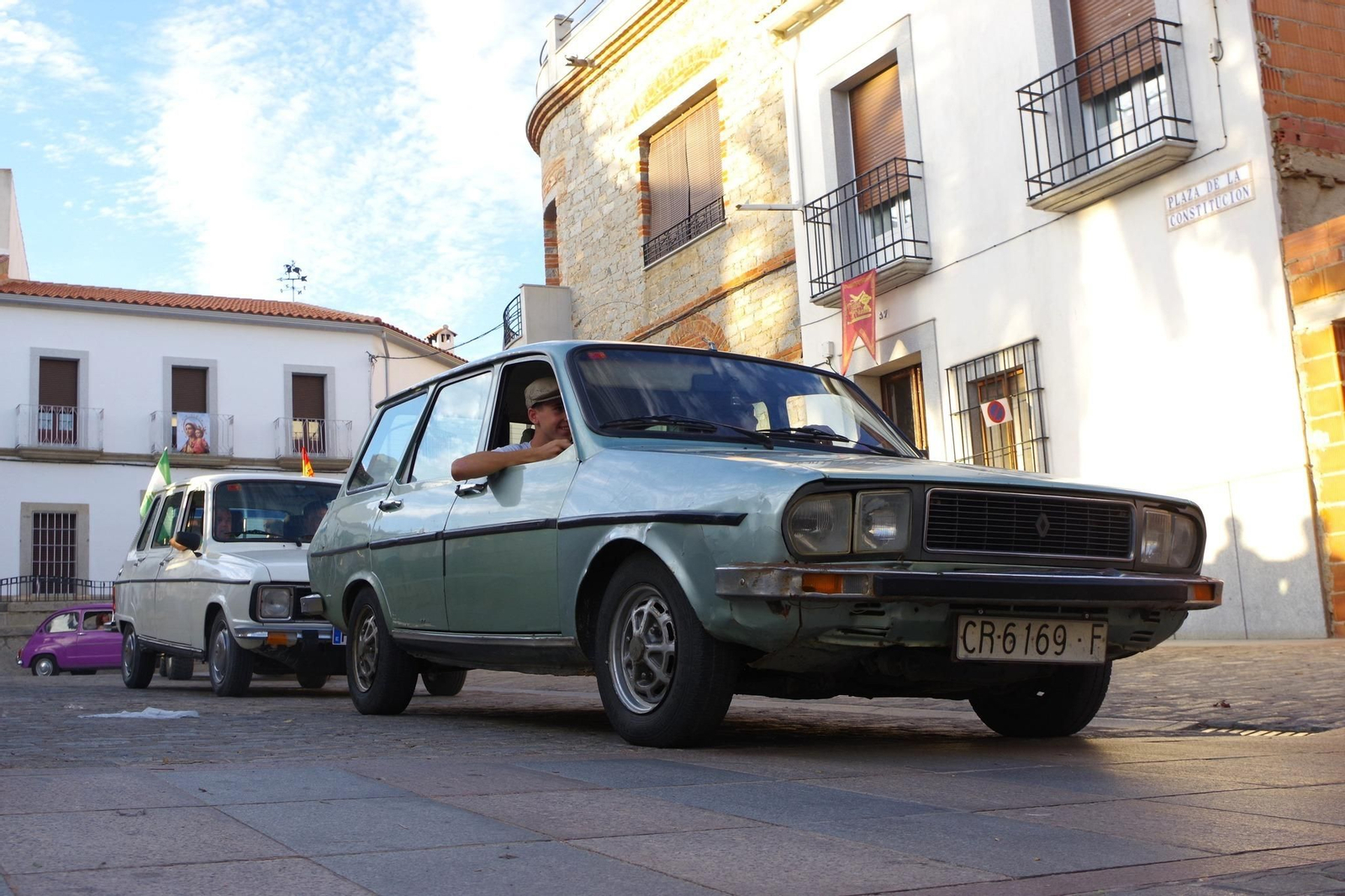 La gran exposición de coches clásicos de Belalcázar, en fotografías